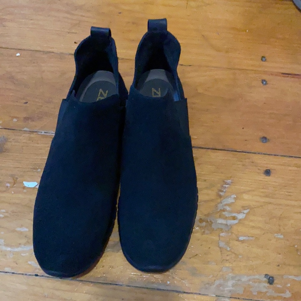 Cole Haan non slip slip on sneakers!